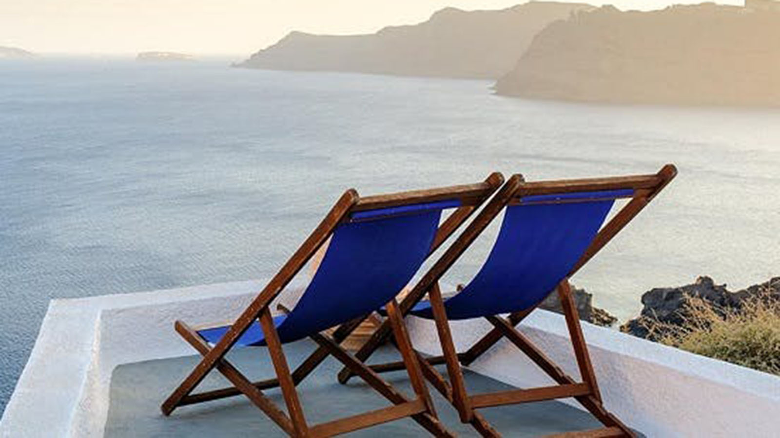 visa-lounge-1600x900 paisaje de mar y montaƱas